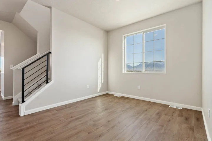 276 N Roundabout St, Saratoga Springs, Utah 84045