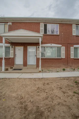 513 N 400 E #14b, Bountiful, Utah 84010