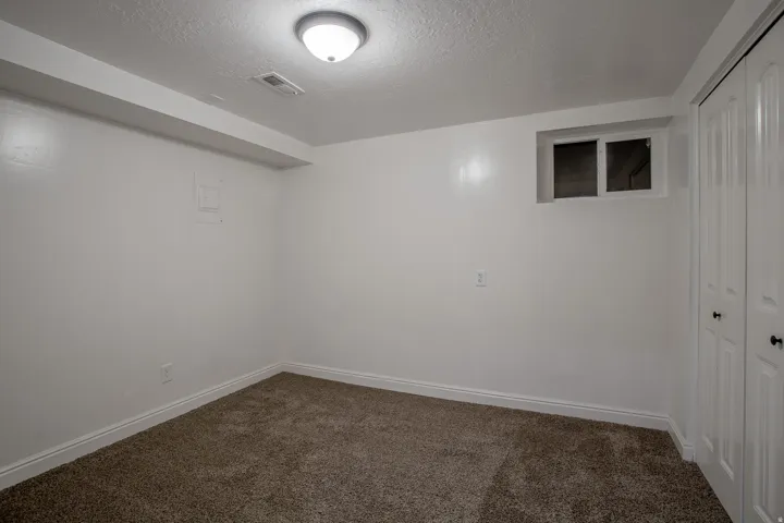 513 N 400 E #14b, Bountiful, Utah 84010
