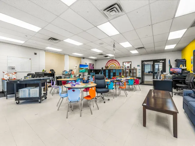 Misc room featuring a drop ceiling