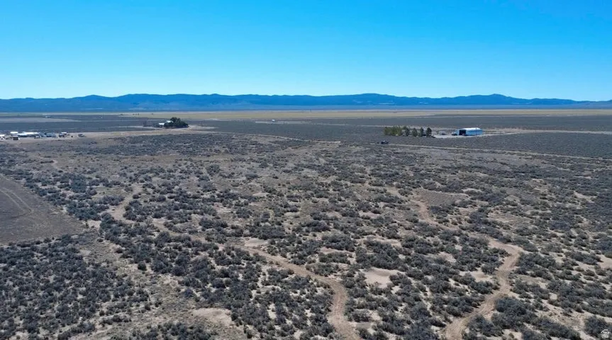 Mountain view with rural landscape and a desert landscape