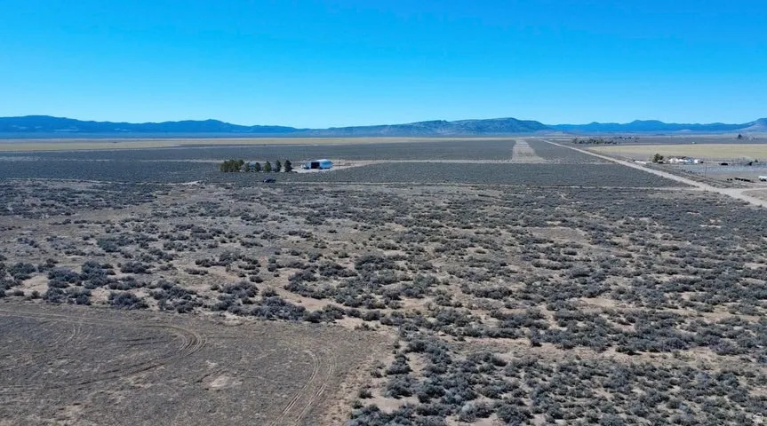 Mountain view with a desert landscape and rural landscape