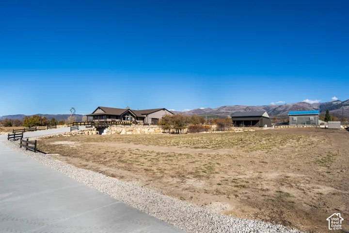 View of yard featuring a mountain view