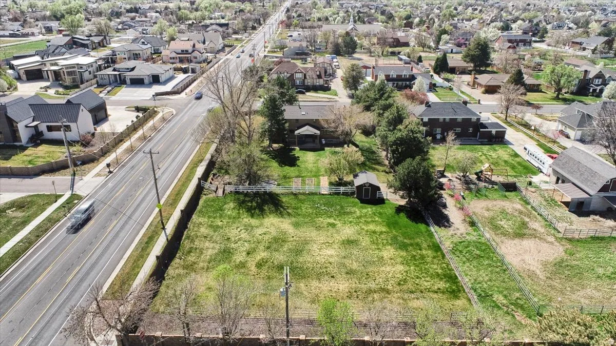 Aerial perspective of suburban area