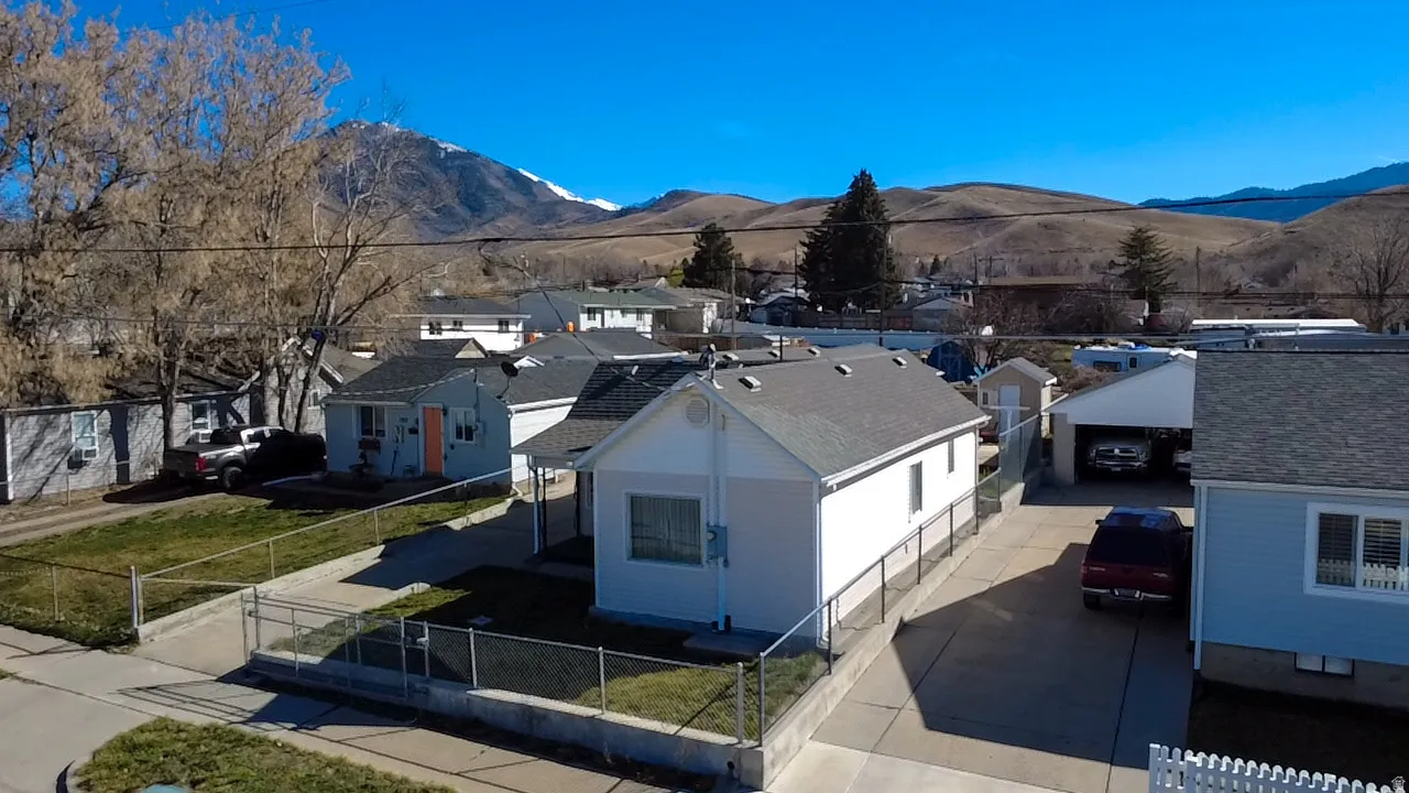 View of mountain background with nearby suburban area