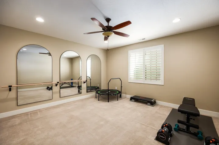 10847 S Hiddenwood Dr, Sandy, Utah 84092