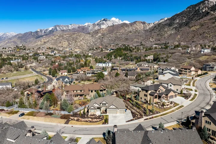 10847 S Hiddenwood Dr, Sandy, Utah 84092