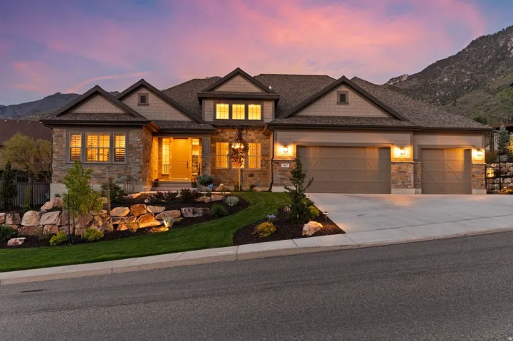 10847 S Hiddenwood Dr, Sandy, Utah 84092