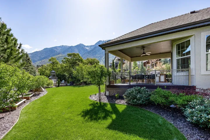10847 S Hiddenwood Dr, Sandy, Utah 84092