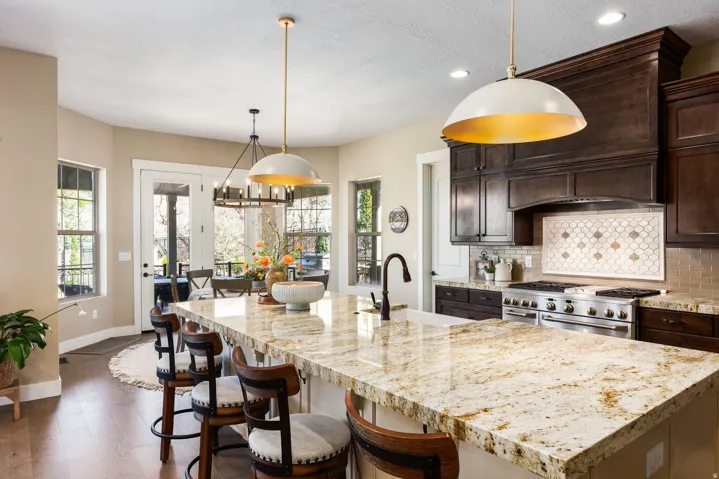 10847 S Hiddenwood Dr, Sandy, Utah 84092