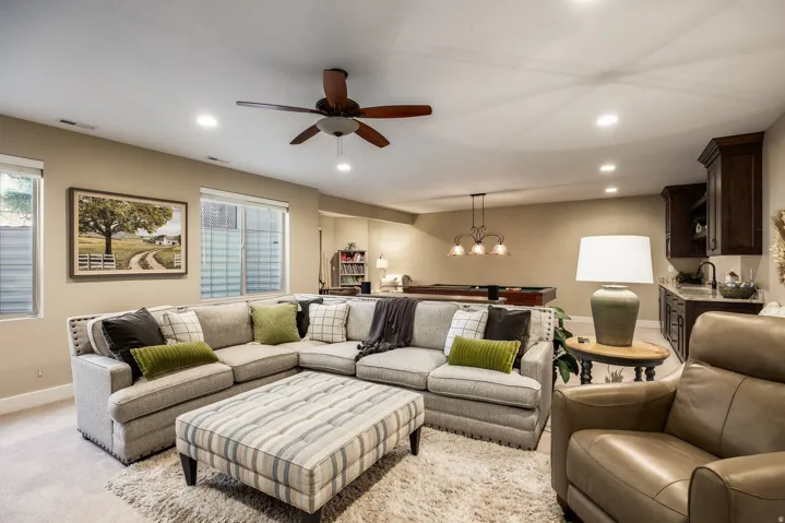 10847 S Hiddenwood Dr, Sandy, Utah 84092