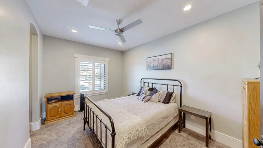 1418 S 500 E, Salem, Utah 84653