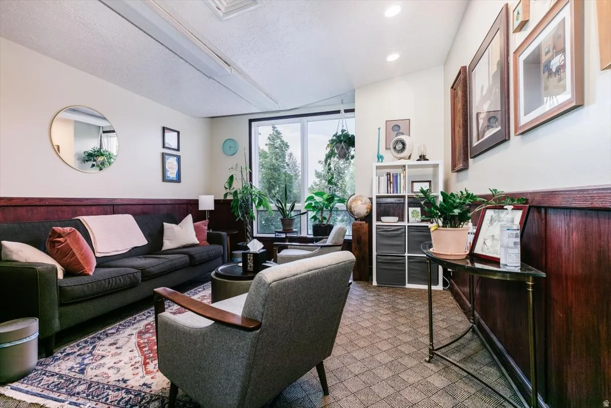 Living area with recessed lighting