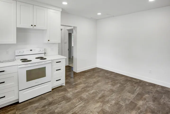Apt 2