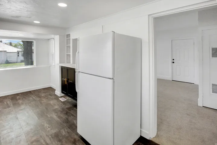 Apt 1
