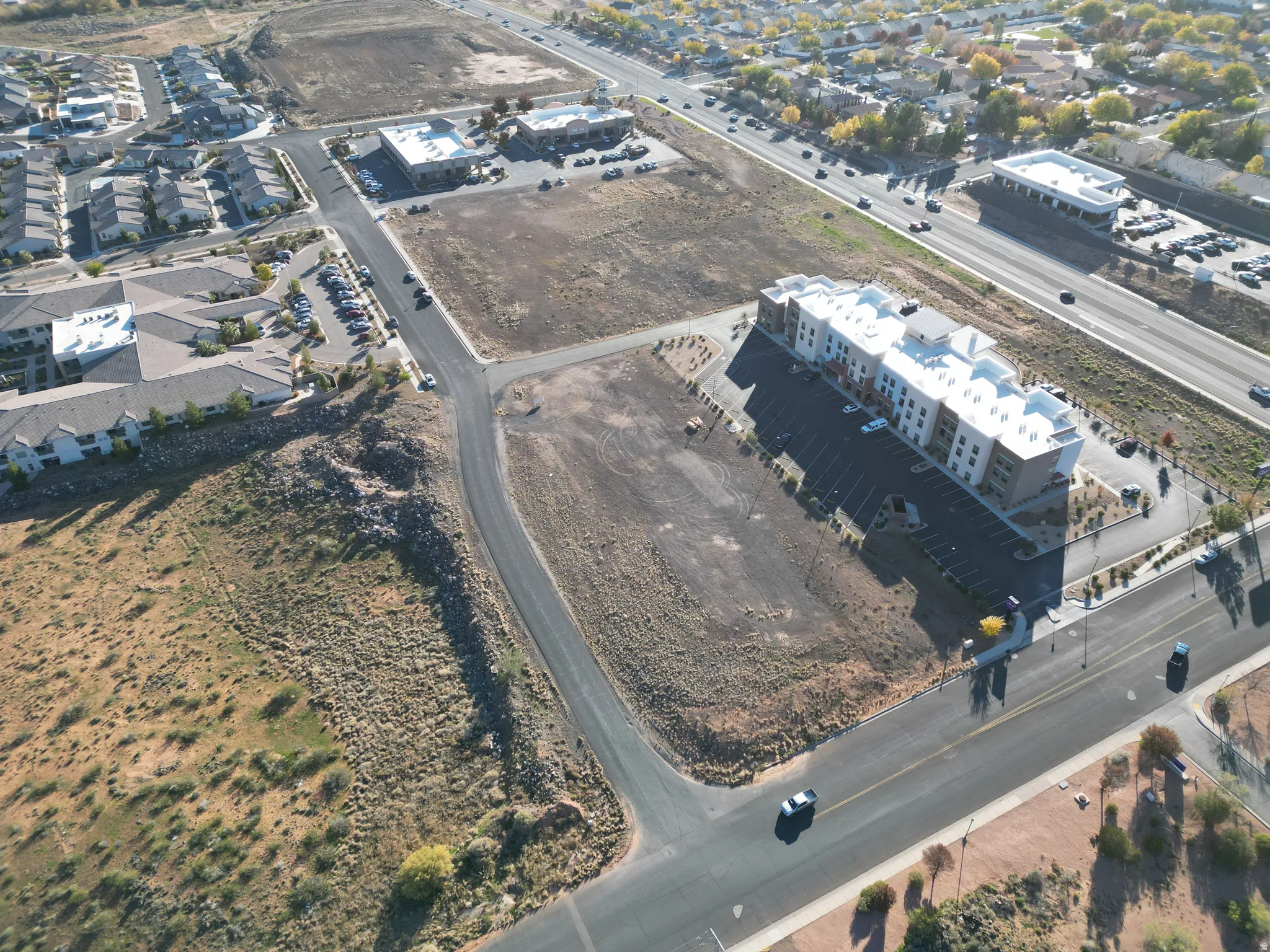 Aerial view of property and surrounding area