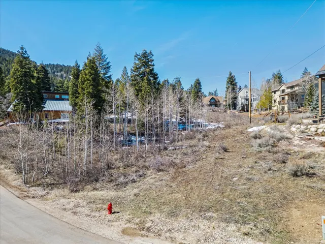 390 Woodland Dr, Summit Park, Utah 84098