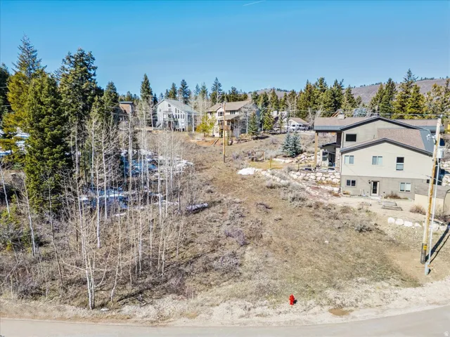 390 Woodland Dr, Summit Park, Utah 84098