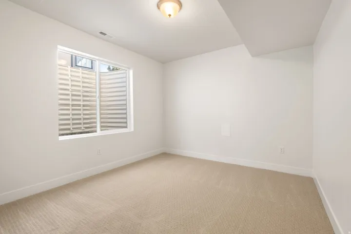 448 N Pinnacle Ln #2, Saratoga Springs, Utah 84045