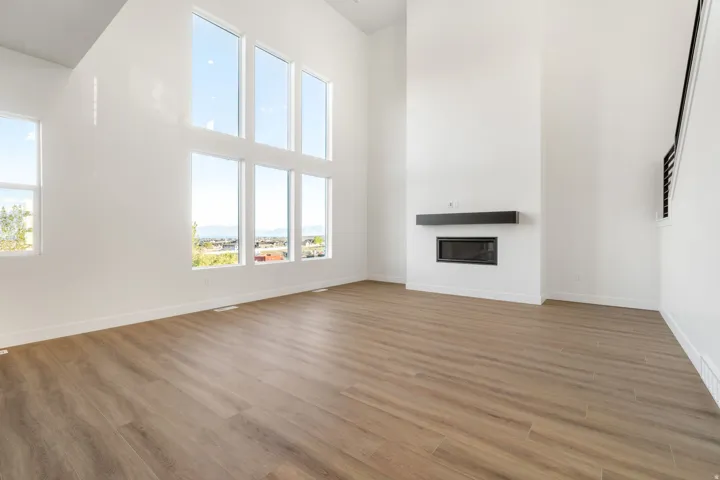 448 N Pinnacle Ln #2, Saratoga Springs, Utah 84045