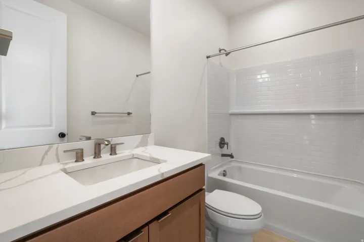 448 N Pinnacle Ln #2, Saratoga Springs, Utah 84045