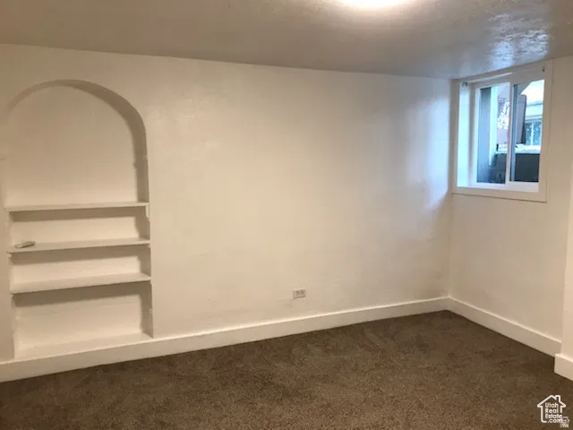 #7 Studio, Garden Level, with custom built in and Mini-Split Heating and A/C