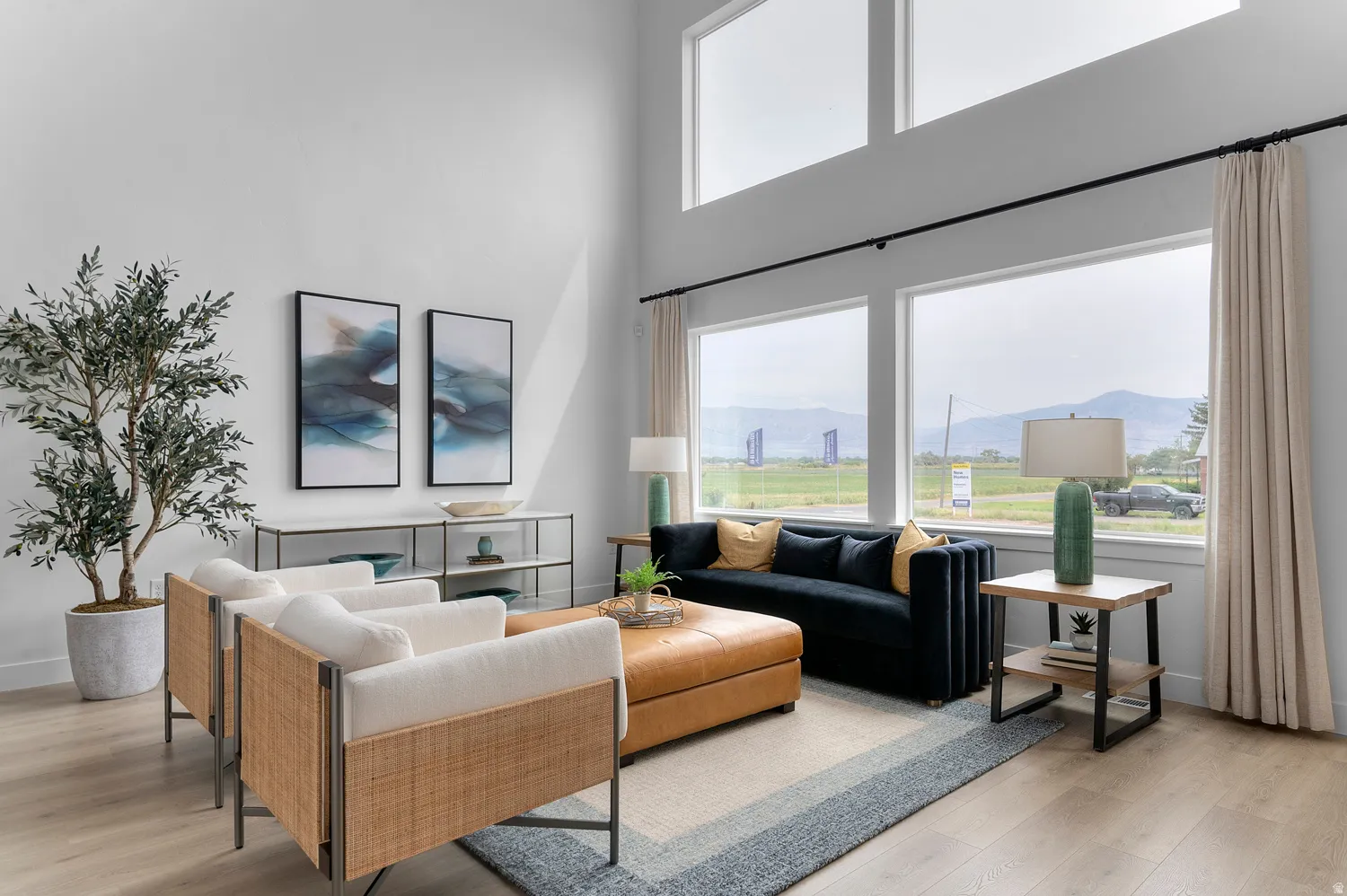 Picture of Model Harmony, not of current listing