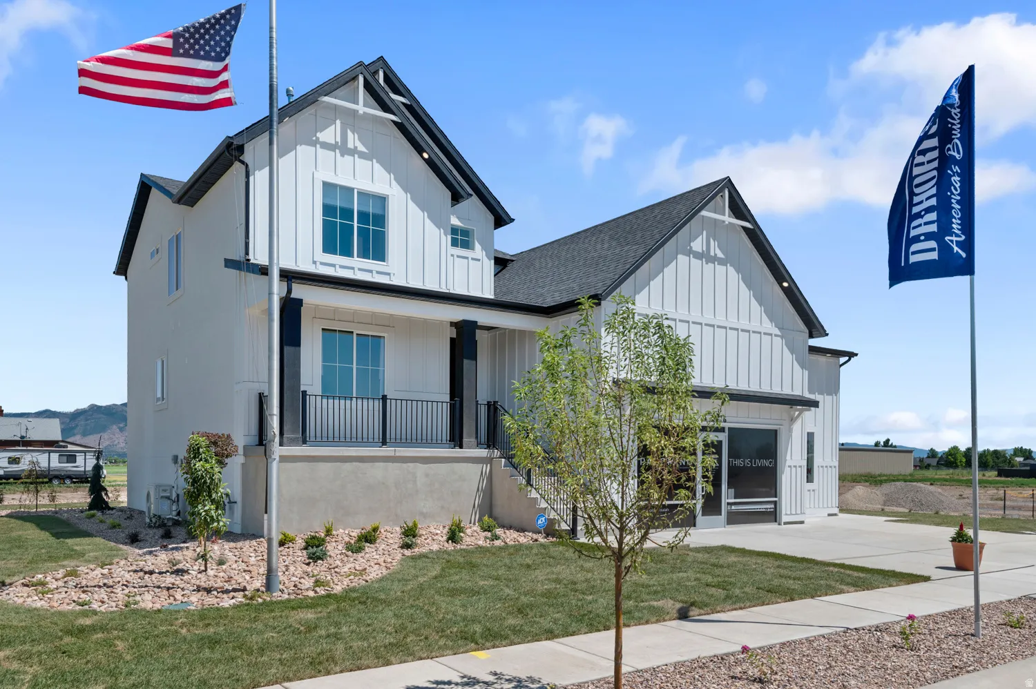 Picture of Model Harmony, not of current listing