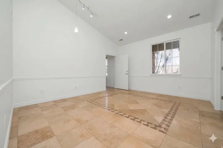 9140 S State St #23, Sandy, Utah 84070