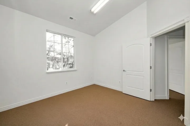 9140 S State St #23, Sandy, Utah 84070