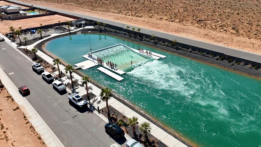 Bird's eye view of a pool area