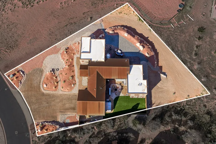 View from above of property with property boundaries highlighted