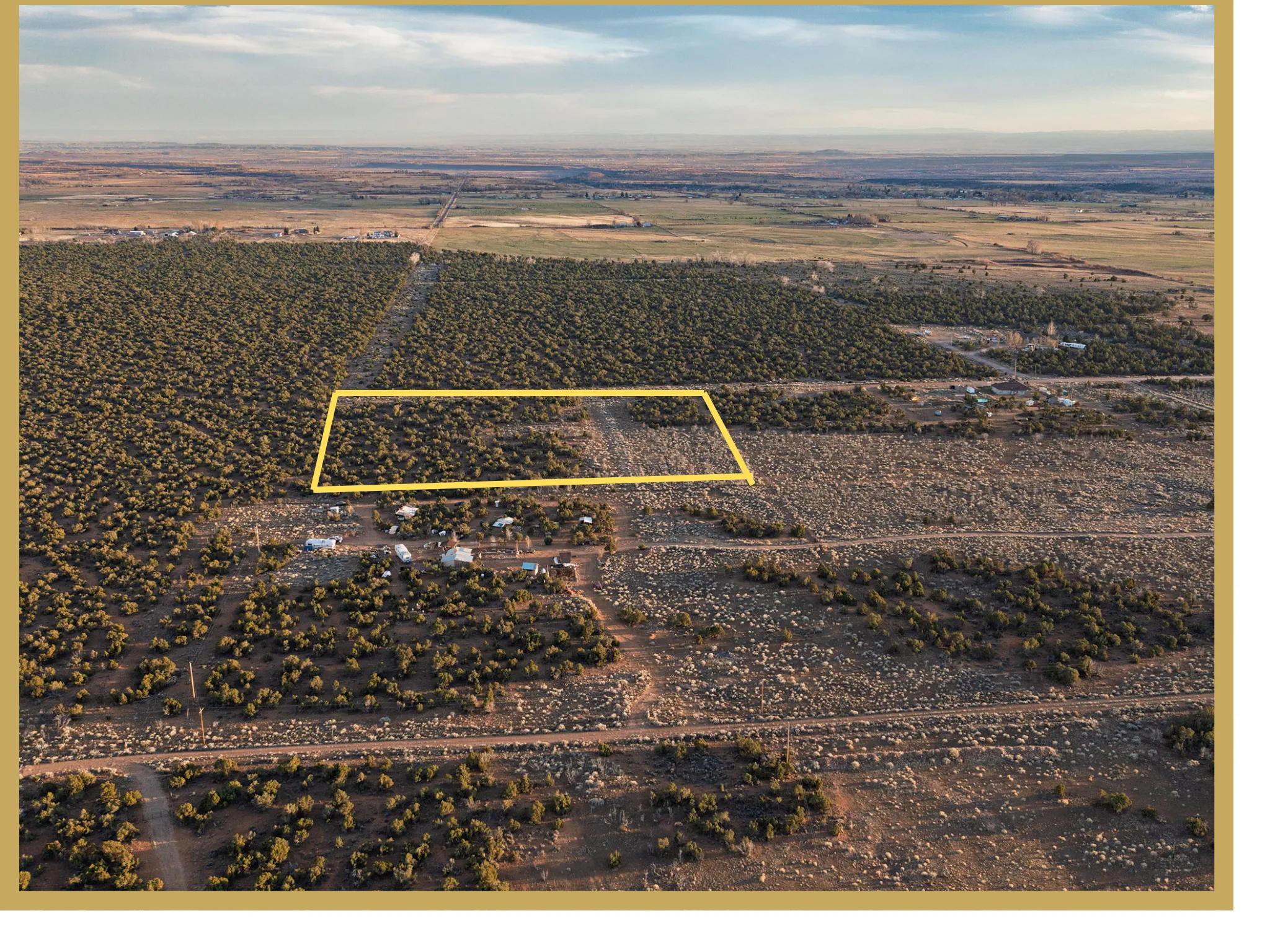 Overview of rural landscape with a desert landscape and property parcel outlined