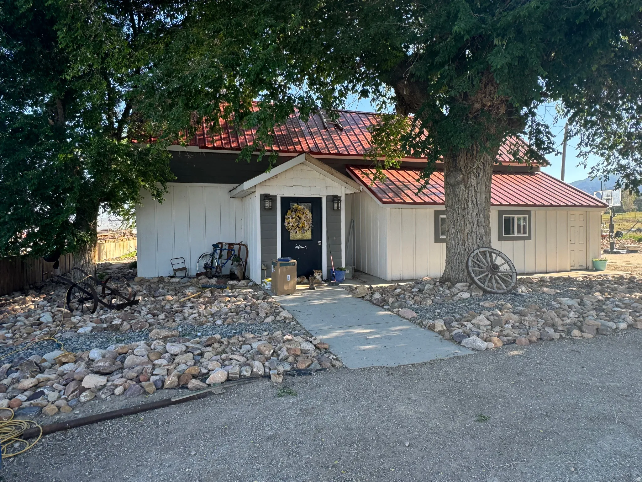 View of front of home featuring a metal roof