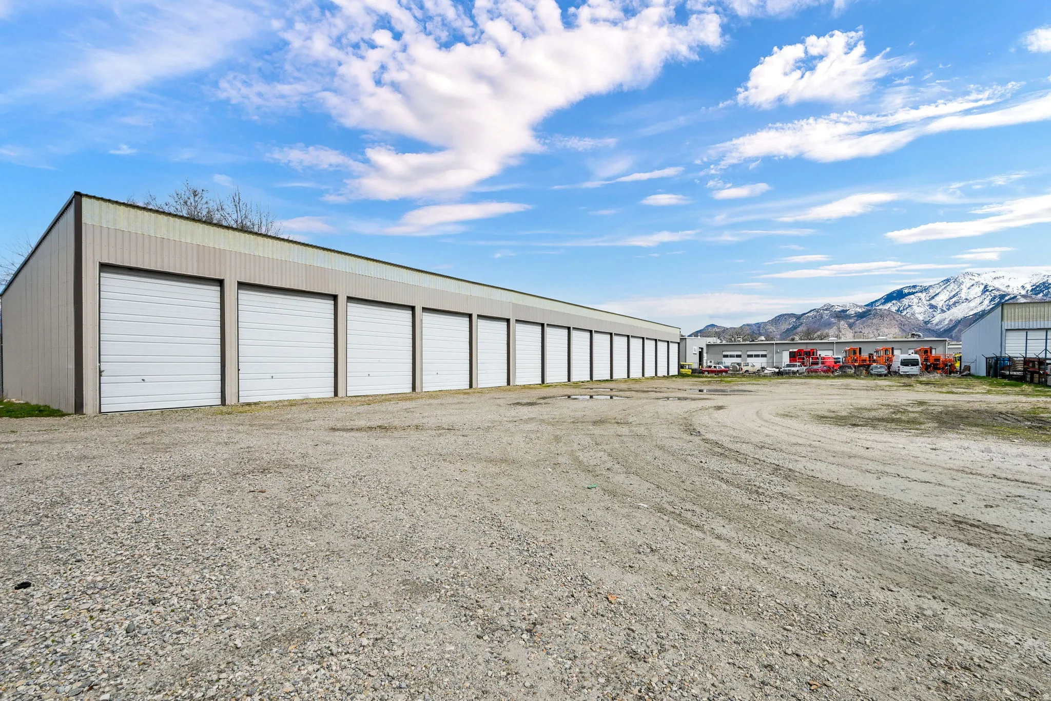 Garage with a mountain view
