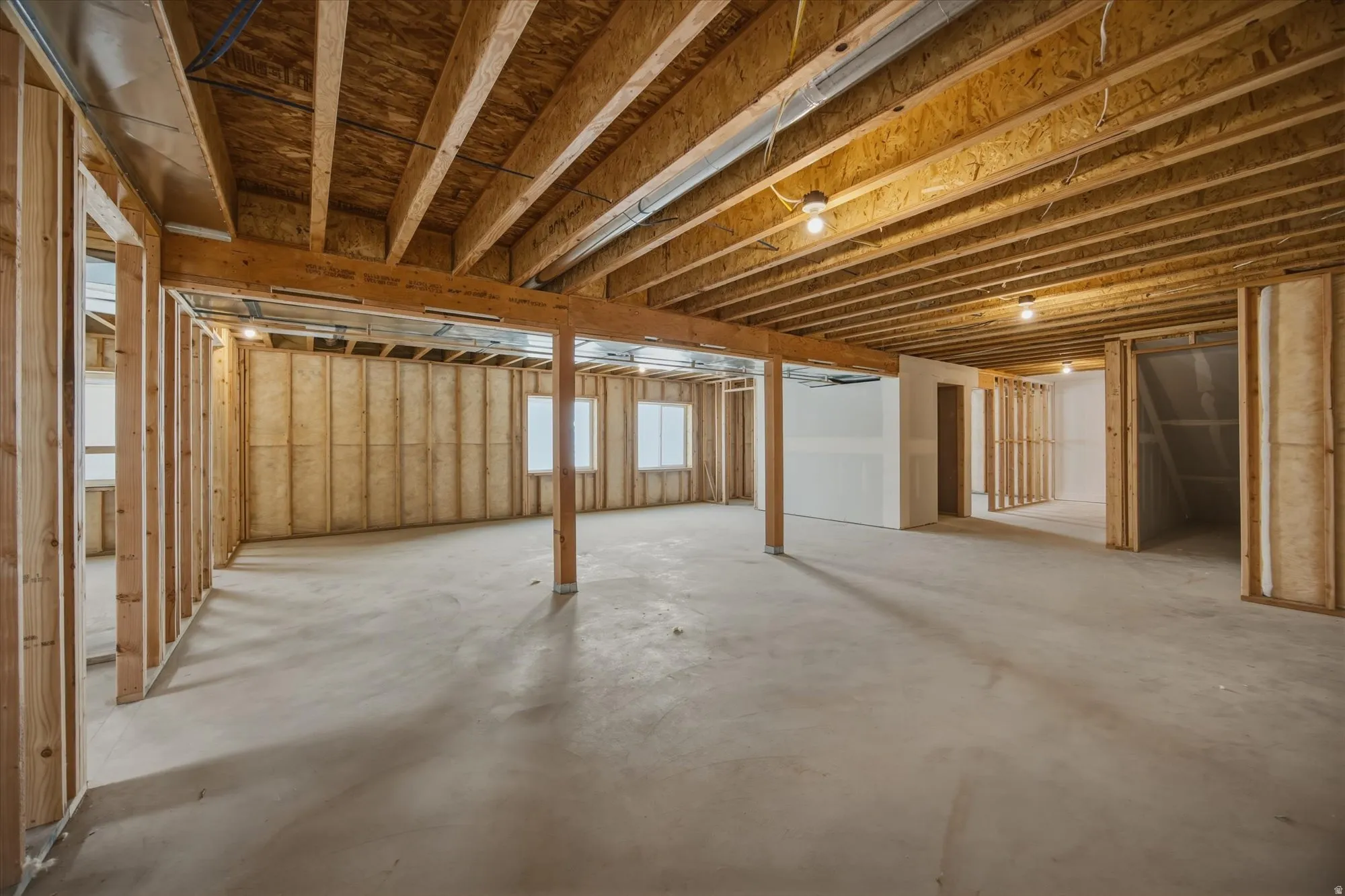 Ready-to-customize basement area