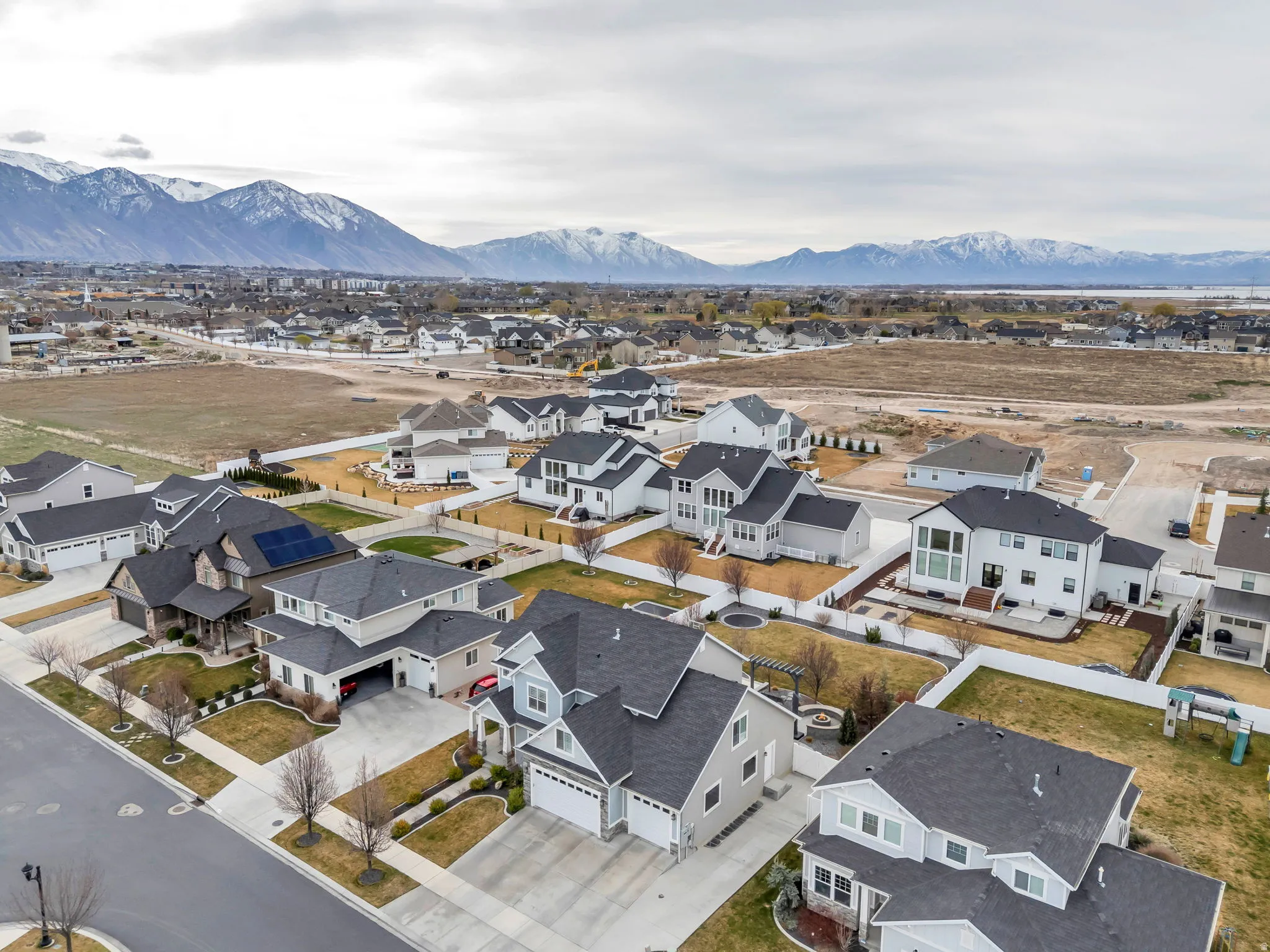 Aerial view of residential area with mountains