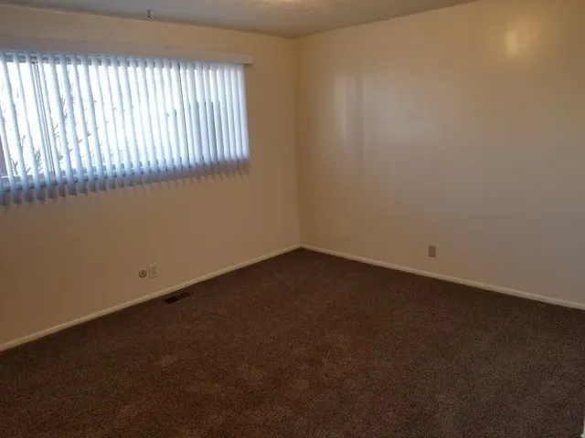 Daylight bedroom, basement unit