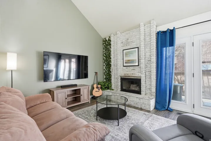 8109 S Cottonwood Hills Cir, Sandy, Utah 84094
