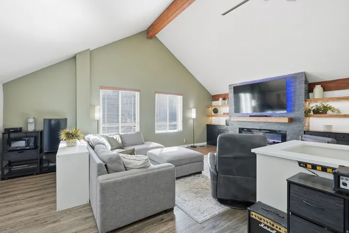 Enclosed loft