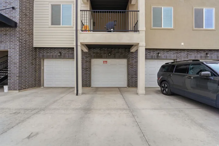 Exterior space featuring driveway