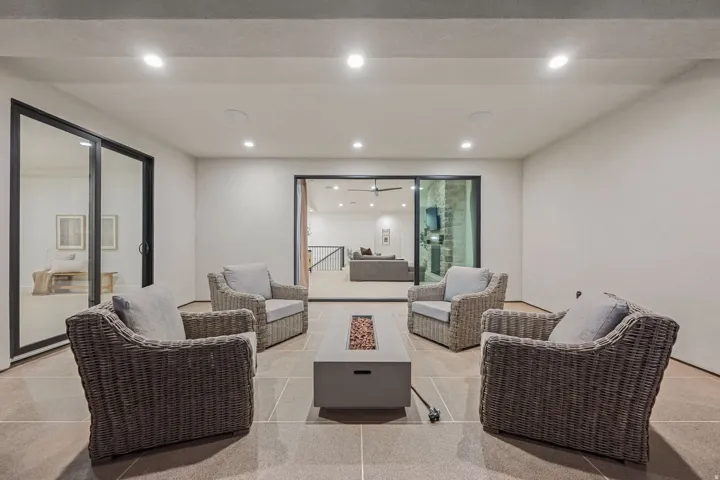 Lobby featuring recessed lighting