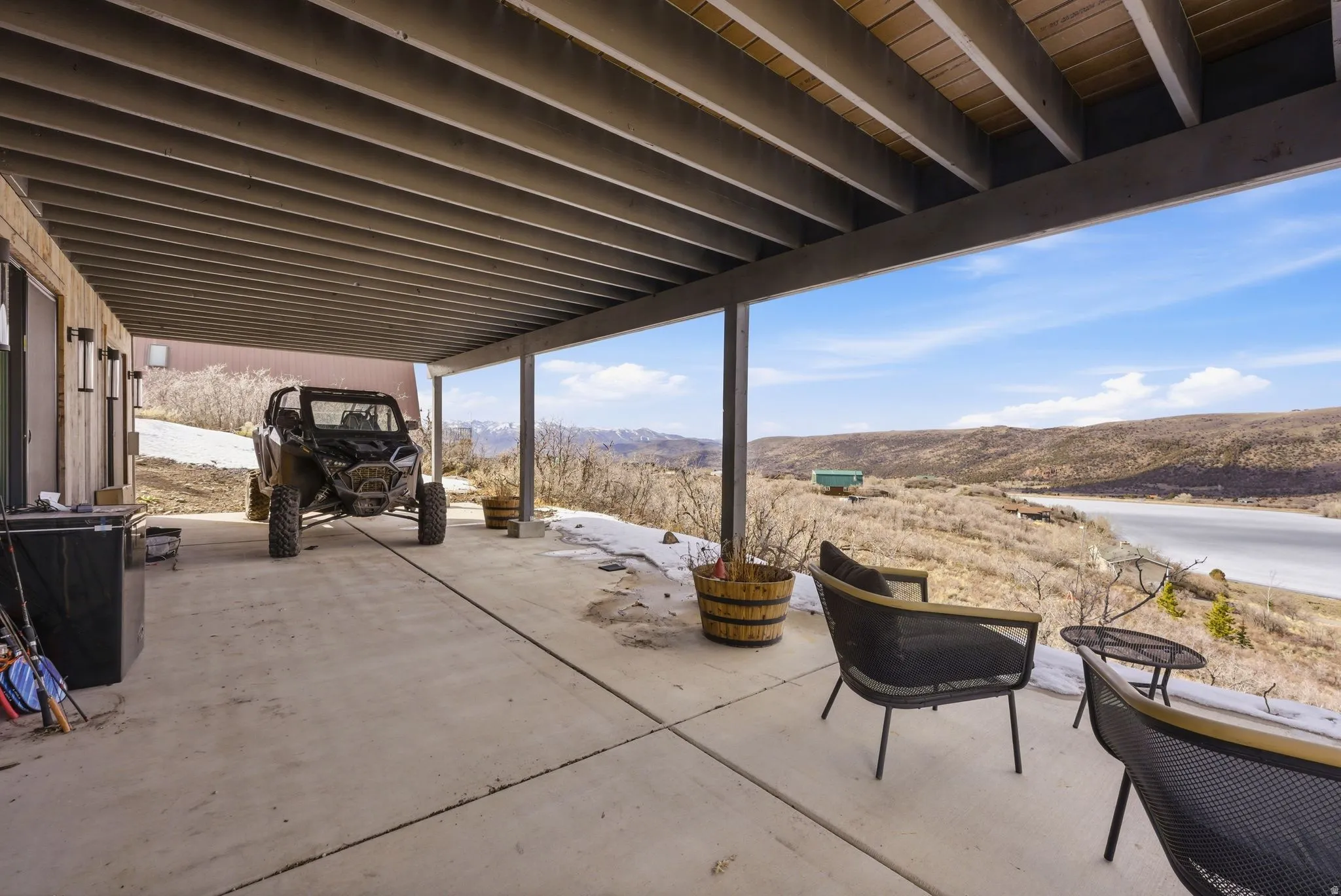 View of patio / terrace featuring a mountain view