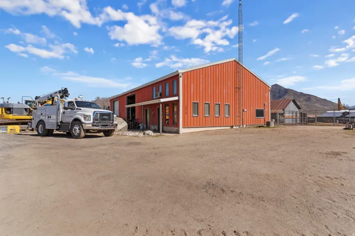 1458 E South Weber Dr, South Weber, Utah 84405
