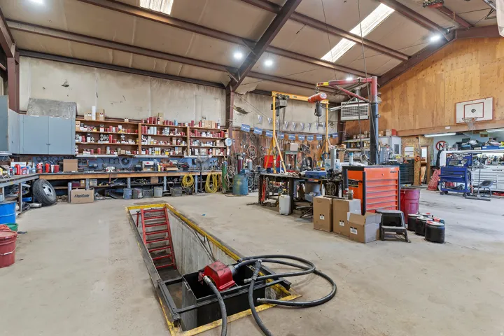 1458 E South Weber Dr, South Weber, Utah 84405