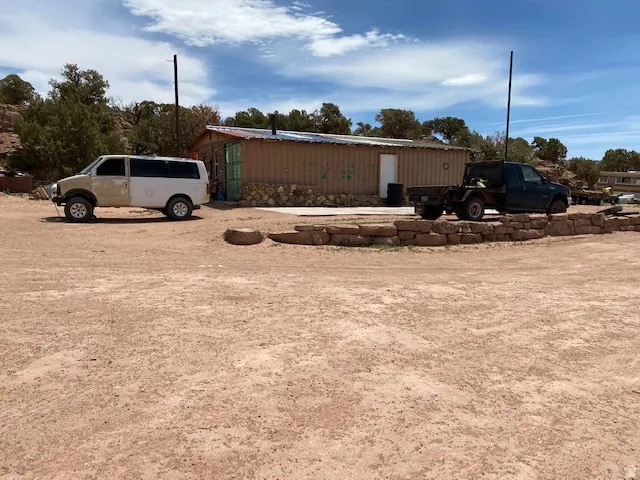 View of home's exterior