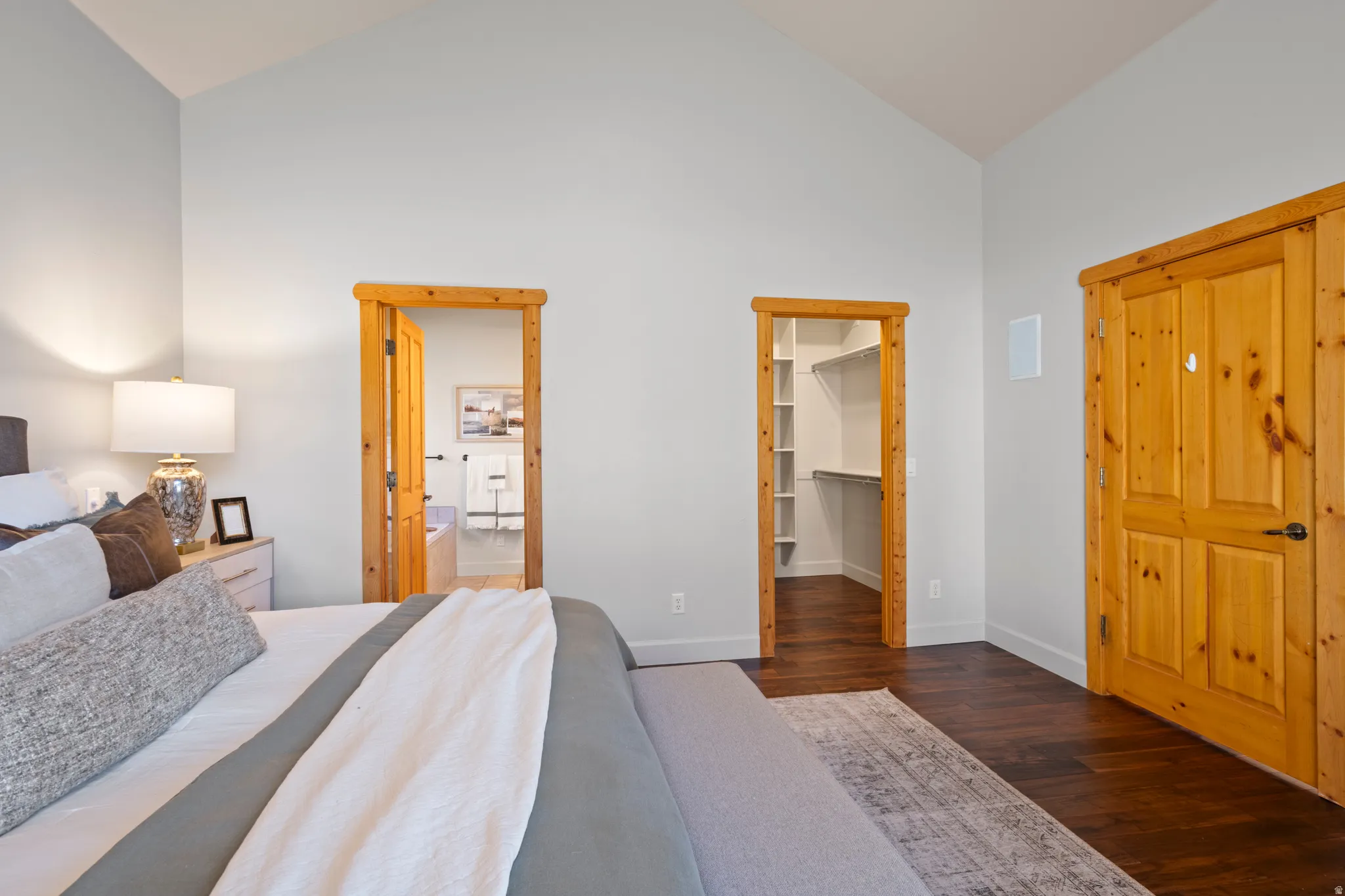 Primary suite