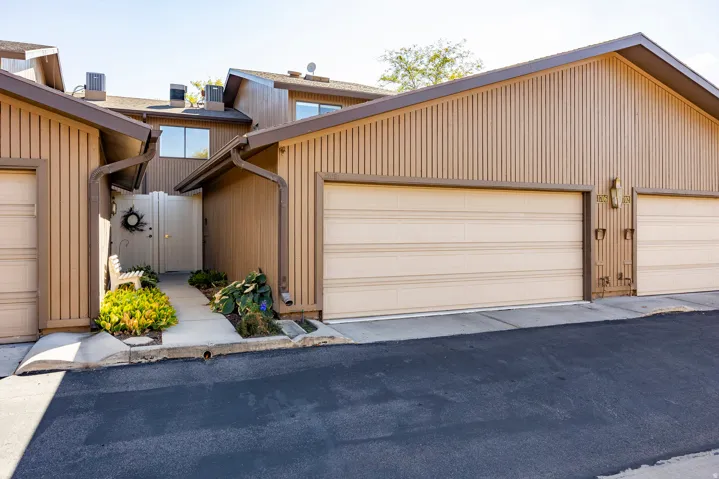 1706 E 6485 S, Salt Lake City, Utah 84121