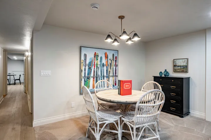 1706 E 6485 S, Salt Lake City, Utah 84121