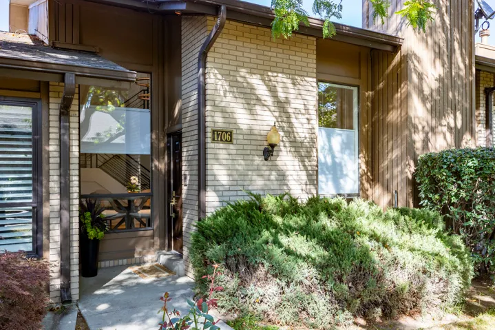 1706 E 6485 S, Salt Lake City, Utah 84121